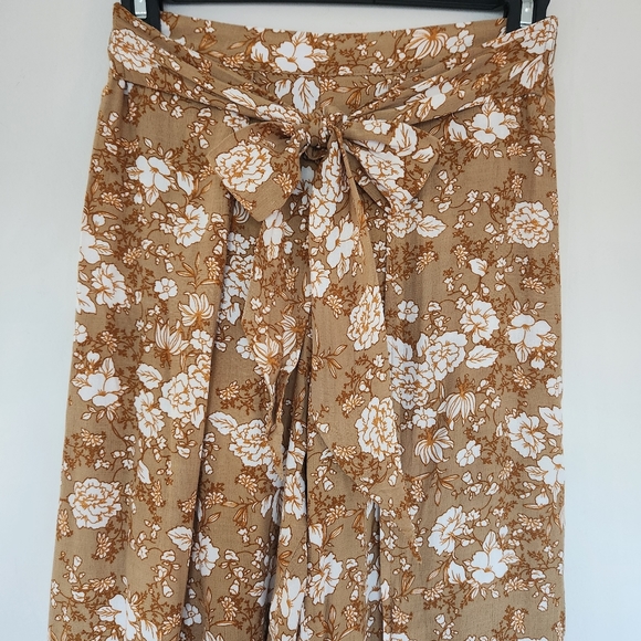 Faithfull the Brand Pants Etta Ditsy Floral Split Leg High Waist Wide Leg Small - Picture 5 of 15
